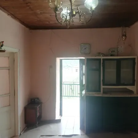 公寓 ραχουλα παραδοσιακό 卡尔季察
