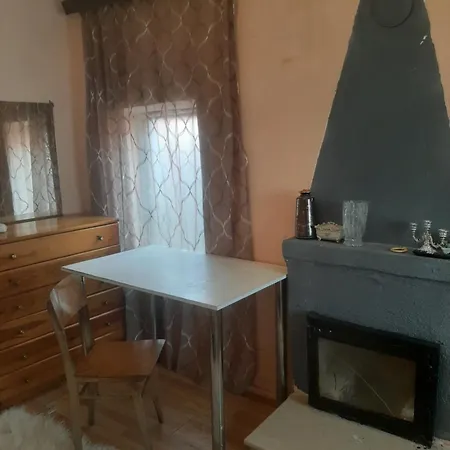 公寓 ραχουλα παραδοσιακό 卡尔季察